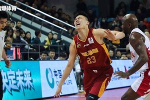  马赛德比战平局收场，球迷冲突引发关注  