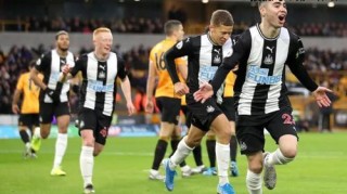  纽卡斯尔联攻势如潮，四球痛击诺丁汉森林