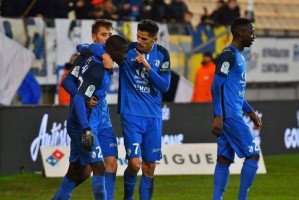  格勒诺布尔门线救险，惊险保住宝贵一分入账