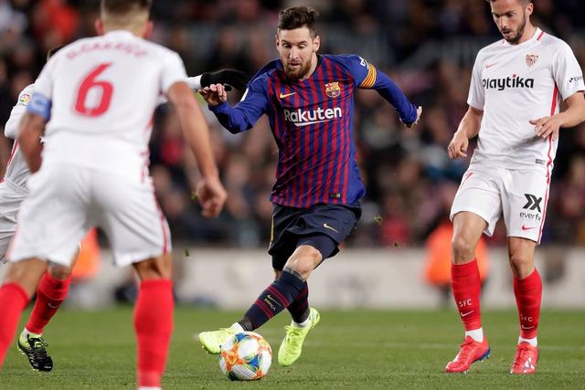  门兴格拉德巴赫,防线漏洞致惨遭逆转  